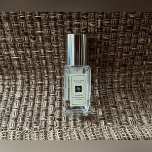 Jo Malone - Peony & Blush Suede